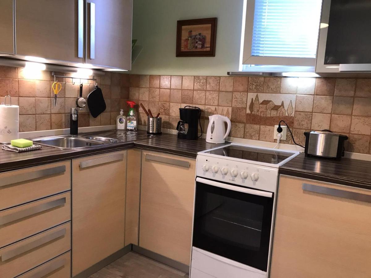 Spacious 1Bdrm Apartment Near Metro. Free Parking Vantaa Exteriér fotografie